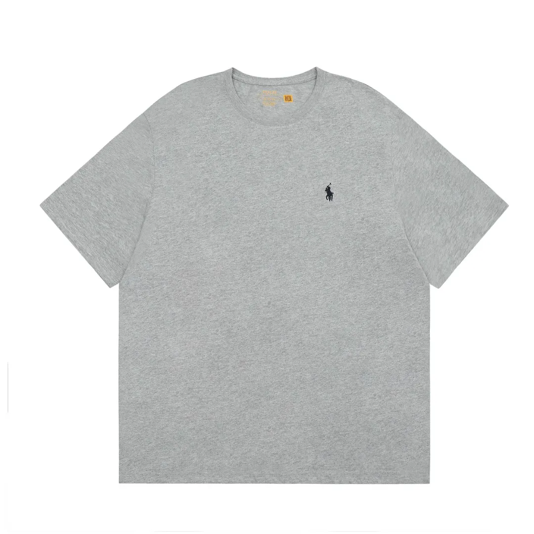 🅿️116 "Top quality" Style number: DS003# (not off the shelves all year round) [Ralph Lauren classic pony embroidered round neck basic short sleeves] ✅Ralph Lauren Ralph Lauren classic basic versatile round neck short sleeves ✅Main supplier platform live broadcast Wholesale entities Replenish when out of stock Not off the shelves ✅ZP quality 1:1 version Scan the code to enter the GF website Z cabinet quality ✅26 pieces of 180g hydrophilic toner 100% cotton fabric, comfortable and soft, strong breathability, high-end, cost-effective, good quality needless to say ✅Restore the original version, the maximum size can be worn up to 210 pounds, loose, comfortable and stress-free ✅Work wear, life wear, suitable for various occasions, must-have recommendation for couples Size: Powder white dark gray blue label light gray white label